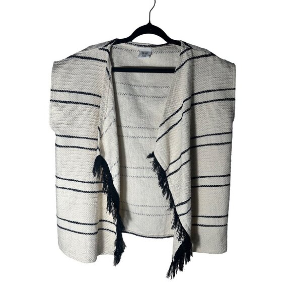 Anna & Ava Black and Cream Boxy Sweatshirt - Picture 1 of 3